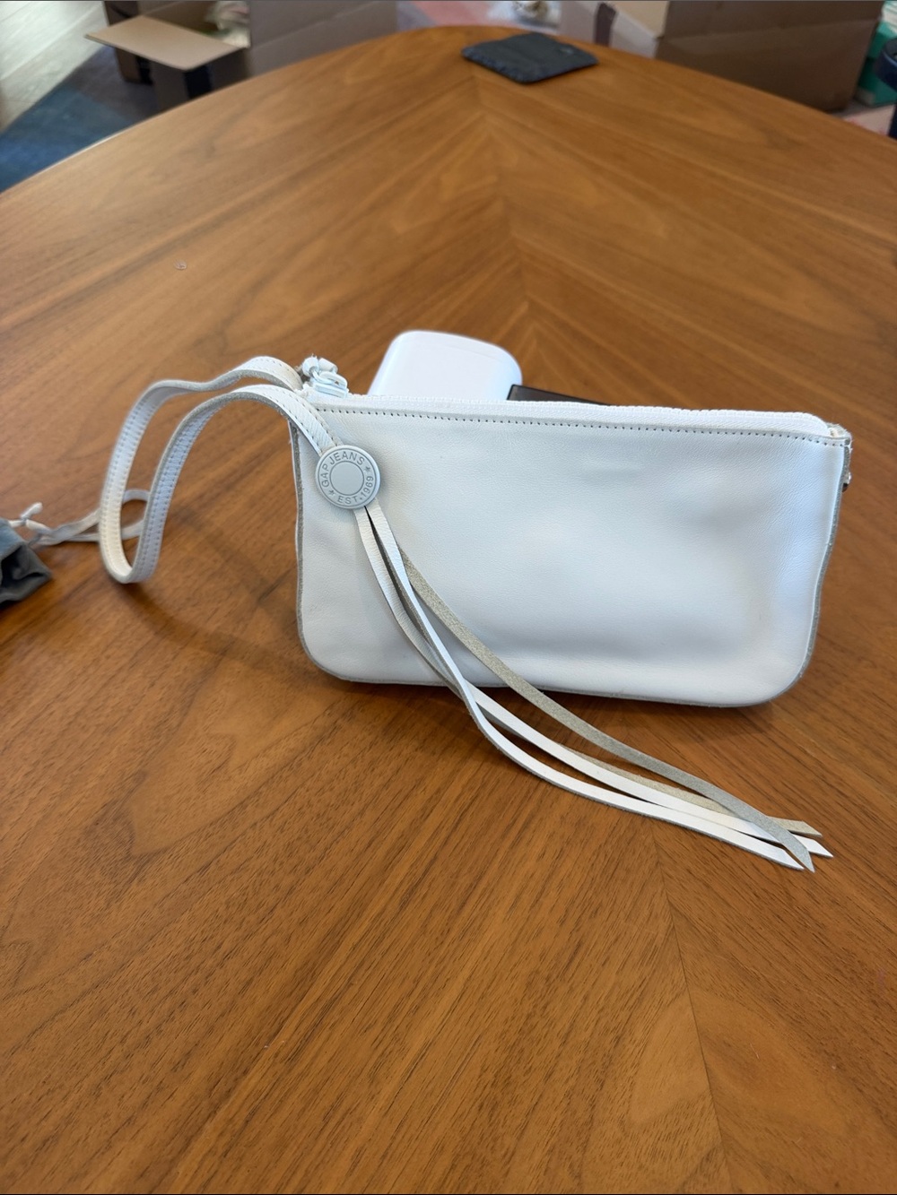 The Gap White Faux Leather Wristlet Clutch - detachable snap strap!